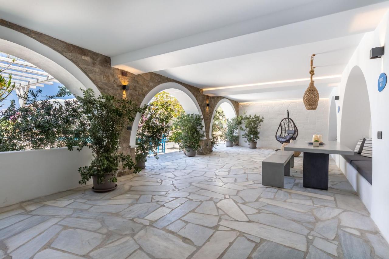 Callisti Mykonos Town With Pool View And Calypso Upper Floor With Sea View ภายนอก รูปภาพ